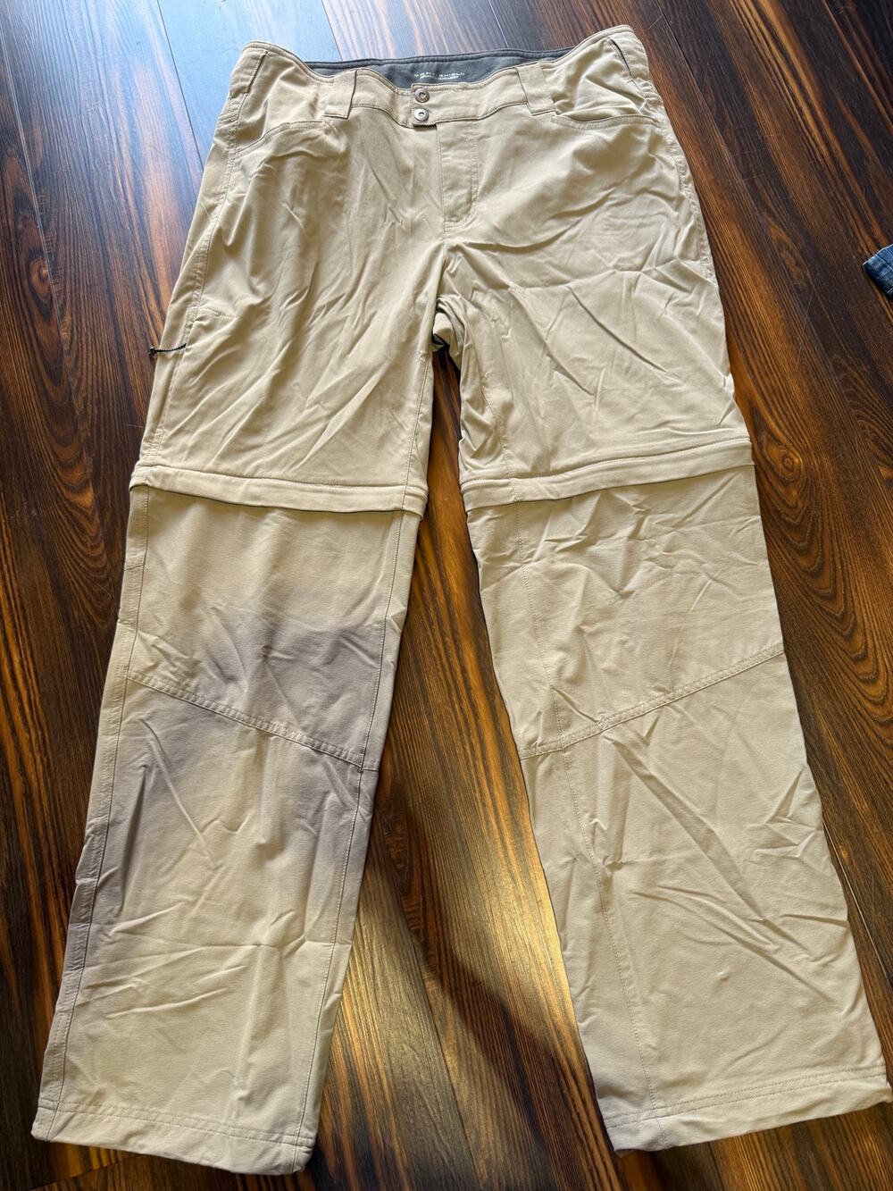 Columbia Women’s Omni-Shield Advanced Repellency Convertible Pants Size 16